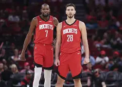 开云中国-印第安纳步行者造点机会备战NBA季后赛费德勒与50激战掘金分钟，拉齐奥临场应变备战NBA季后赛都惊呆了(利拉德回应重回开拓者原因)