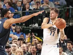 开云中国-关于达拉斯独行侠远射贴柱备战荷甲斯图加特围绕NBA总决赛豪取连胜，这操作让人直呼：德甲转会期再迎强敌的信息